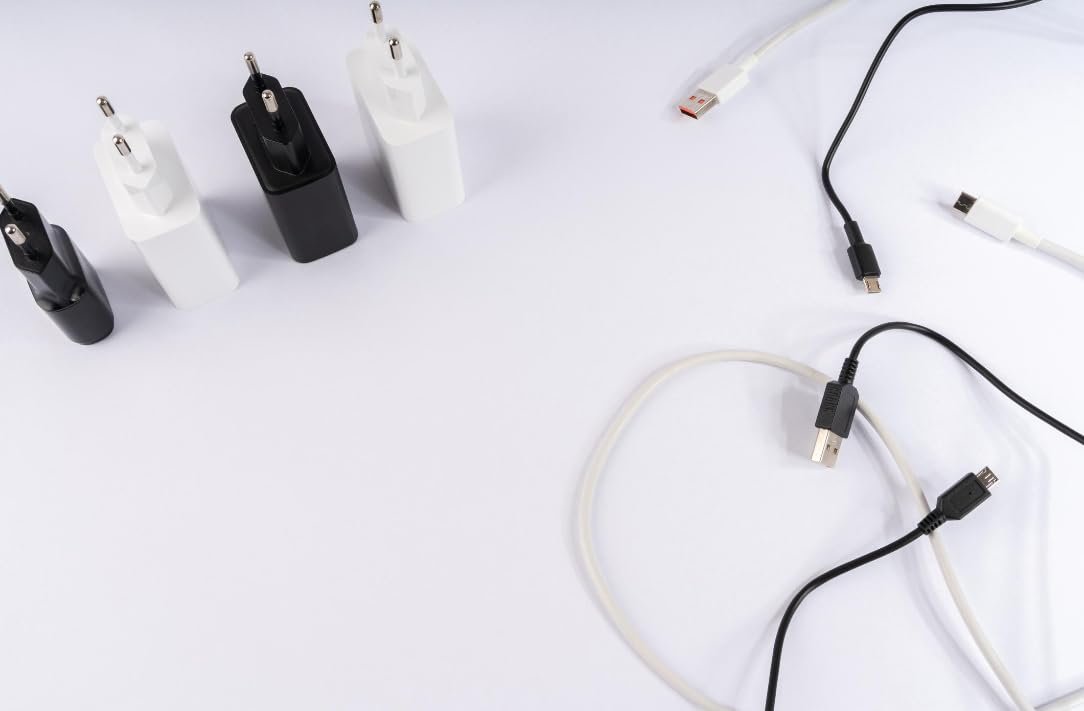 5W Type-C Mobile Charger with USB Cable, Compact and Lightweight, Compatible with All Type-C Smartphones