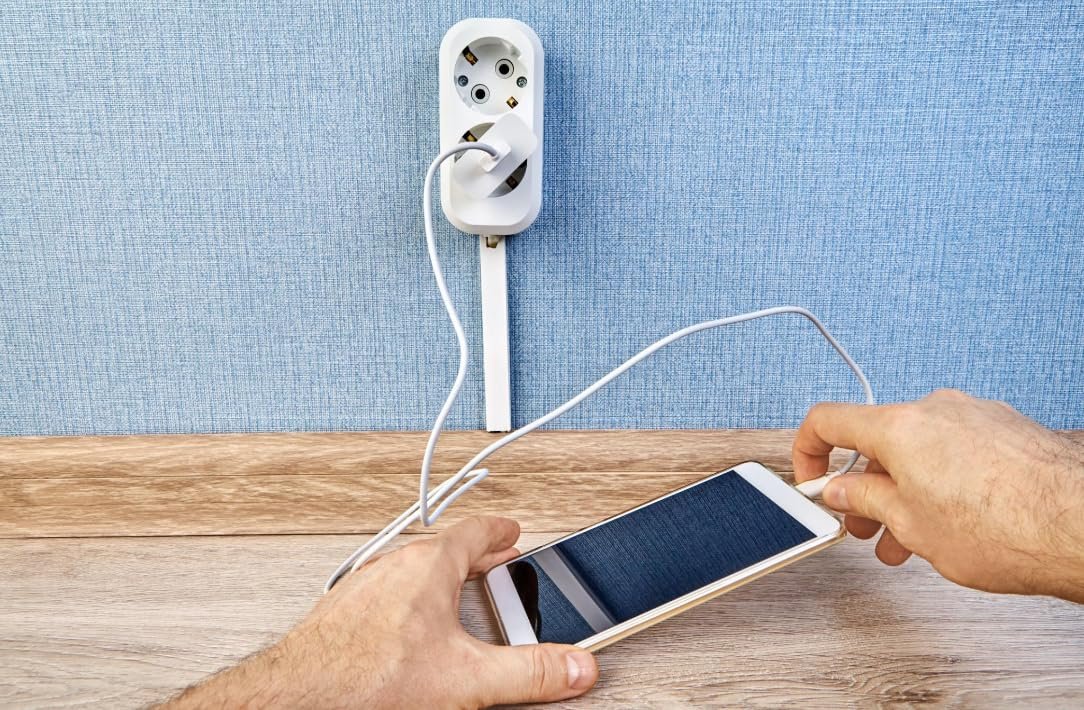 5W Type-C Mobile Charger with USB Cable, Compact and Lightweight, Compatible with All Type-C Smartphones